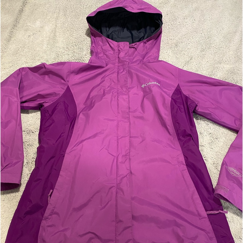 Columbia Omni-tech rain jacket